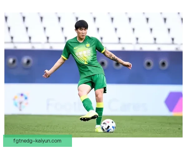 金玟哉近期家庭生活曝光，状态回暖引发球迷关注